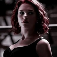 Lili_Reinharty